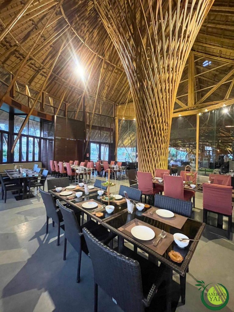 ร้านอาหาร แบมบู ใหญ่